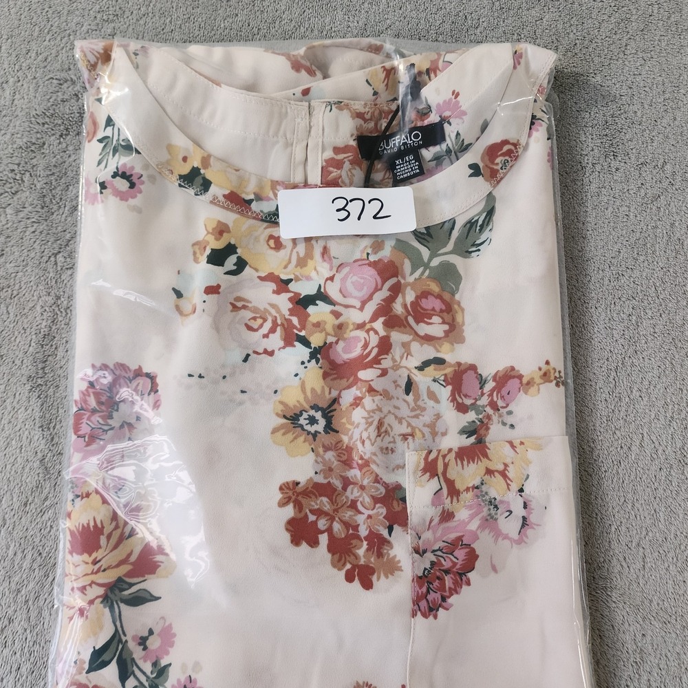 Buffalo David Bitton Women's Short Sleeve XL Blouse with Patch Pocket Floral - Picture 9 of 9